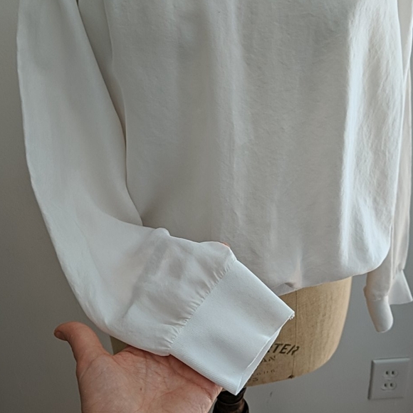 100% silk pullover - Picture 3 of 9